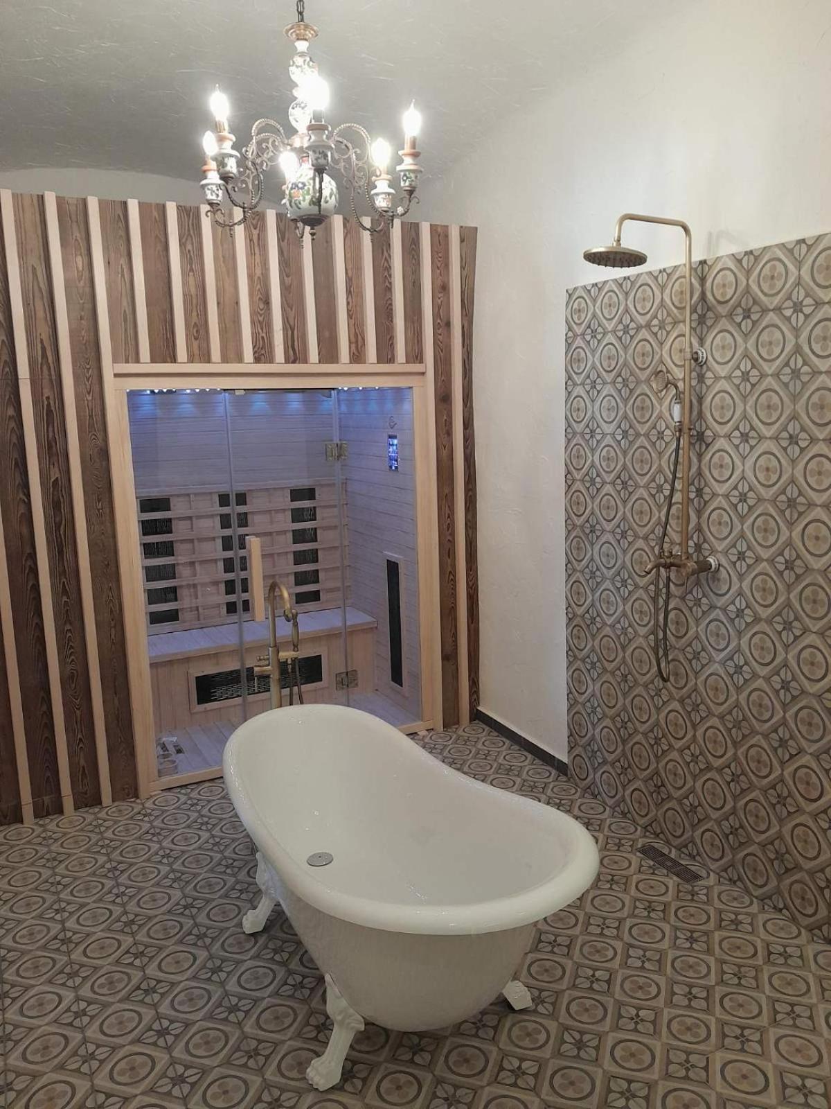 Rose Garden Apartman Ljubno Kültér fotó